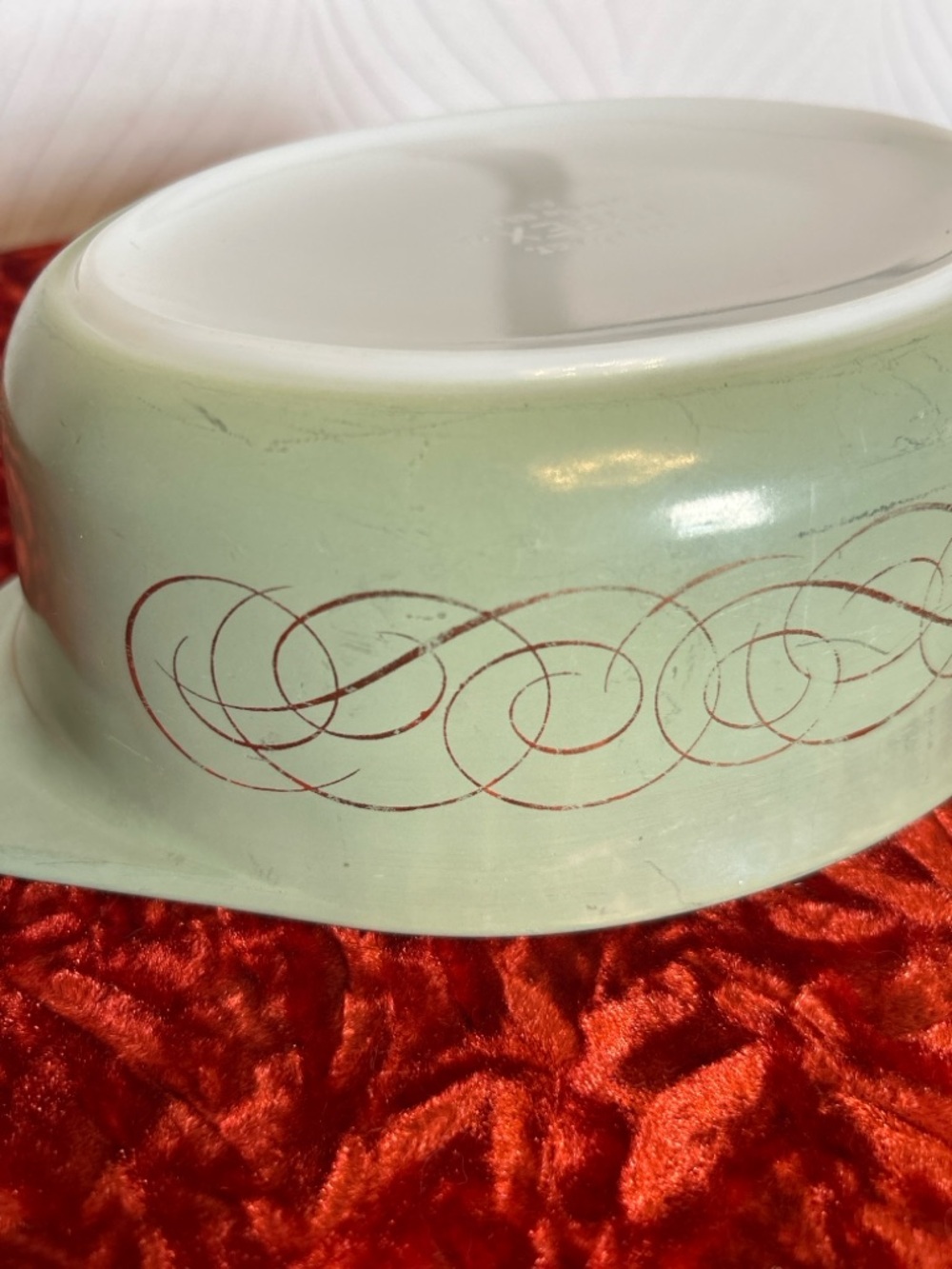 Vintage Pyrex 1960 Promotional Green Scrolls Casserole - Picture 6 of 9